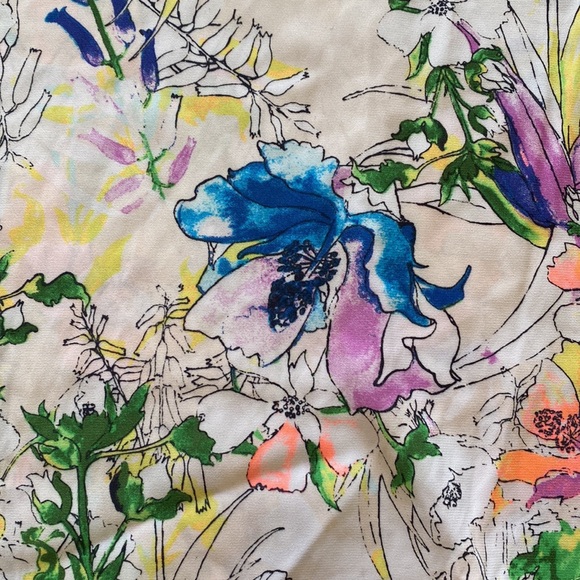 EXPRESS| floral print top - Picture 3 of 6